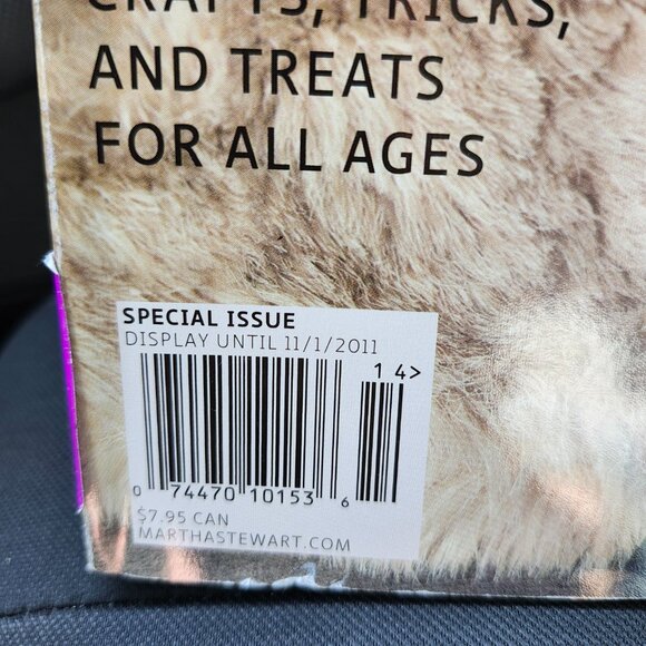 Martha Stewart 2011 Halloween Magazine - Picture 2 of 4